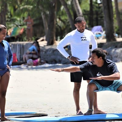 Beginners surf lessons on tamarindo beach photo 3