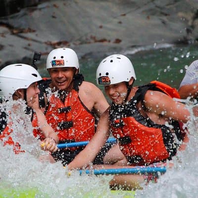 Whitewater Rafting "El Chorro" Class IV photo 4