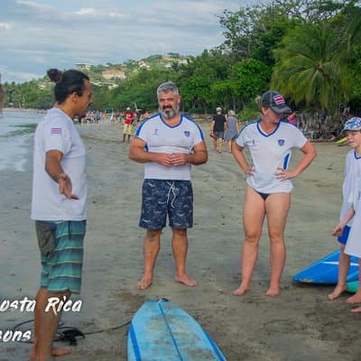 Beginners surf lessons on tamarindo beach photo 5