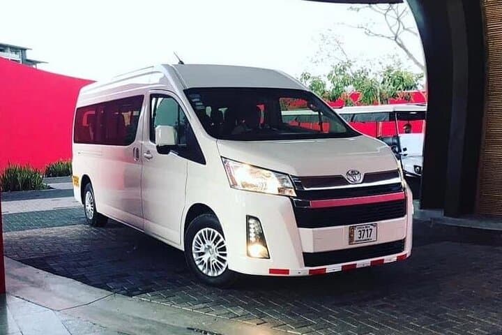 Round Trip Guanacaste Lib Airport Private Transportation