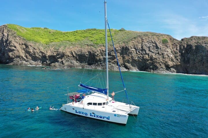 Private Morning Catamaran in Playa Flamingo
