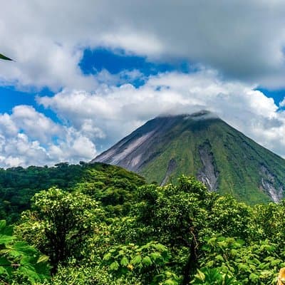 Combined Tour (Hanging Bridges, La Fortuna Waterfall, Arenal Volcano) photo 4