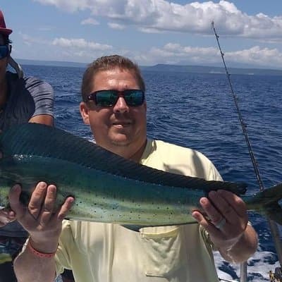 Sport fishing at El Coco in Guanacaste inshore half-day tour in the Pacific side photo 2