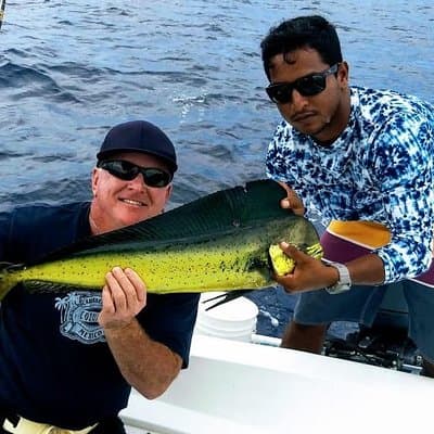 Sport fishing at El Coco in Guanacaste inshore half-day tour in the Pacific side photo 3