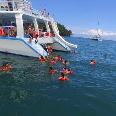 Catamaran and Snorkeling Tour in Costa Rica photo 4