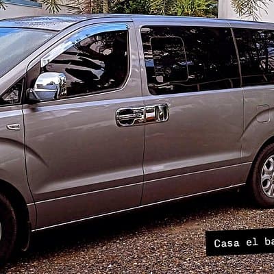 Daily chauffeur service to our customers