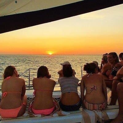 Playa Flamingo Sunset Catamaran Cruise with Open Bar & Snorkeling photo 2